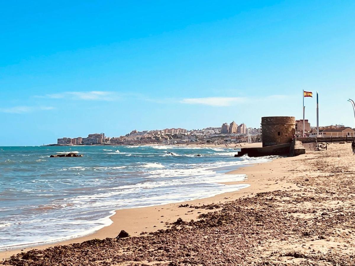 El Papagayo Apartment 2 Mins Walking To The Beach Torrevieja Extérieur photo