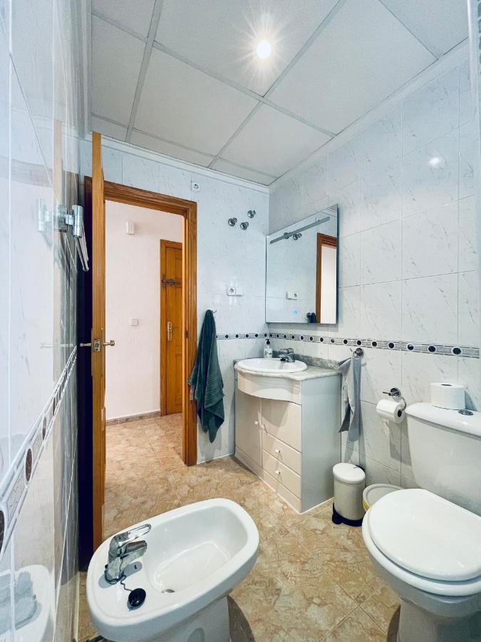 El Papagayo Apartment 2 Mins Walking To The Beach Torrevieja Extérieur photo